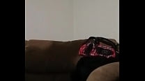 Лесбиянка ебет тетку с малочисленными волосками темной секс игрушкой